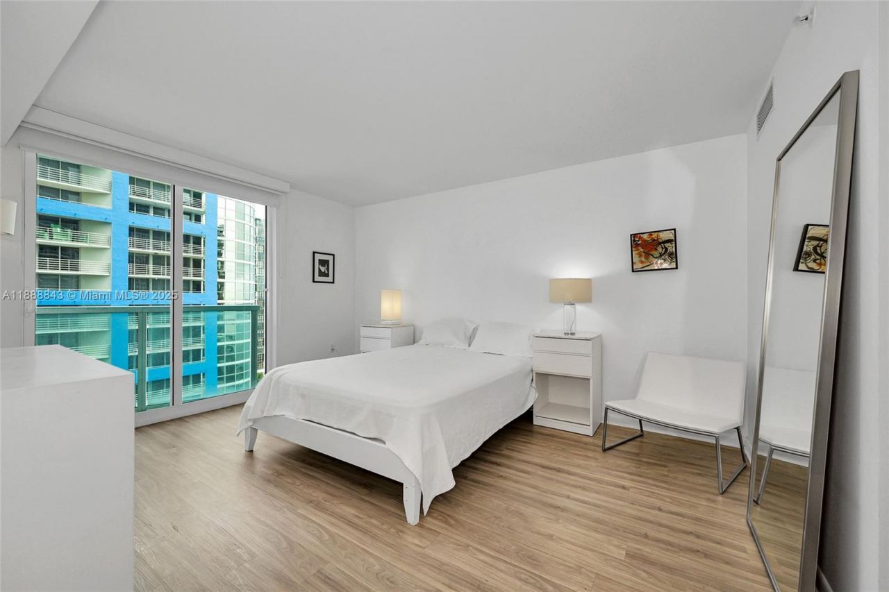 2101 Brickell Avenue, Unit 905, Miami, FL 33129 Photo
