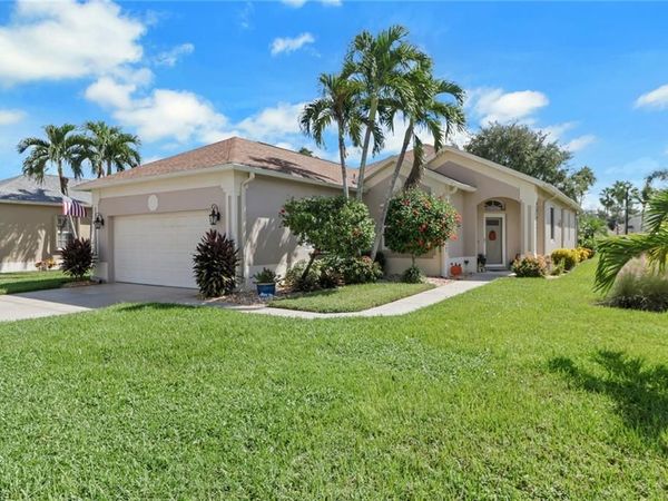 8106 Tauren CT, NAPLES, FL 34119