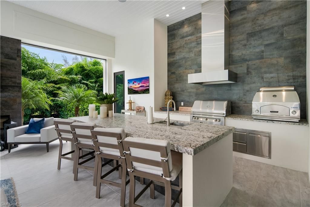 882 Cassena Rd, Naples, FL 34108 Photo