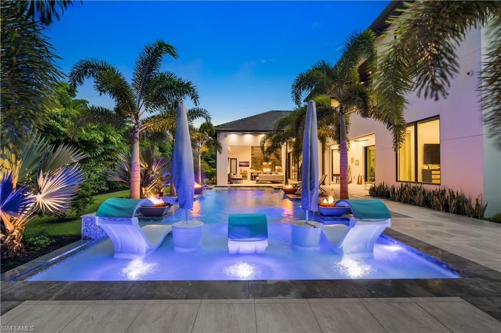 882 Cassena Rd, Naples, FL 34108 Photo