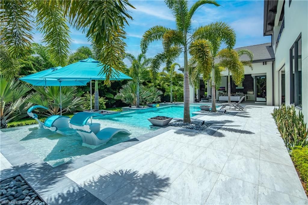 882 Cassena Rd, Naples, FL 34108 Photo