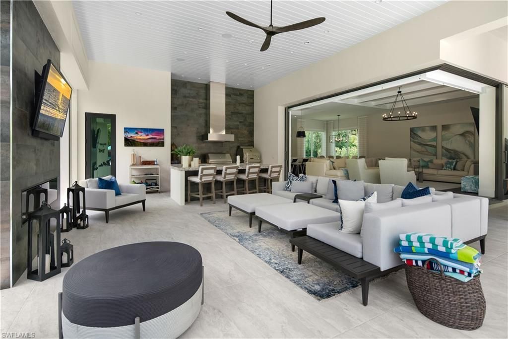 882 Cassena Rd, Naples, FL 34108 Photo