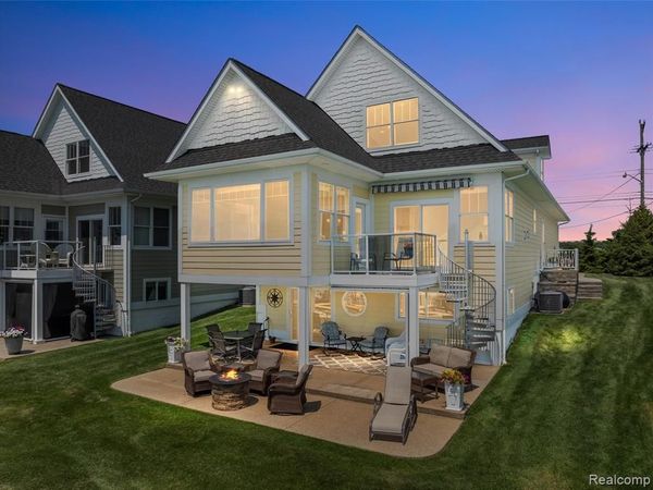 10043 Dixie Highway, Ira Twp, MI 48023