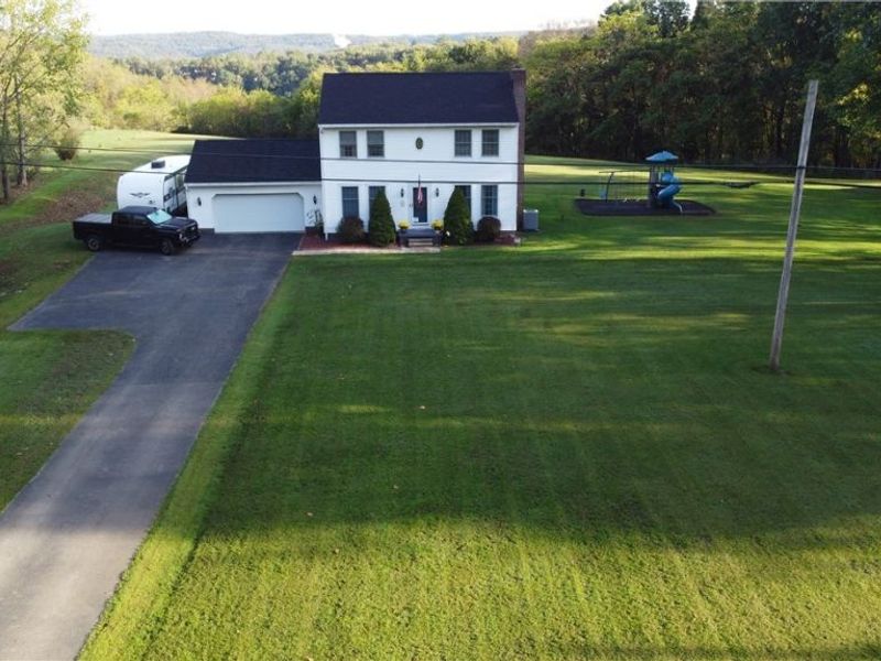 226 High Acres Drive, Chester, WV 26034 Photo 2