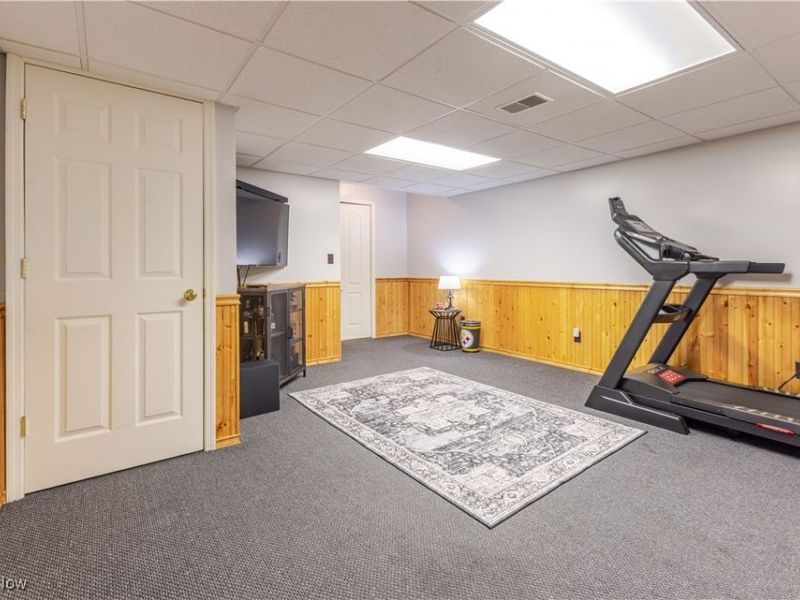 226 High Acres Drive, Chester, WV 26034 Photo 42