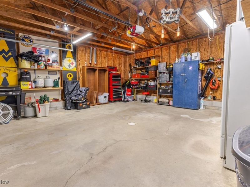 226 High Acres Drive, Chester, WV 26034 Photo 46