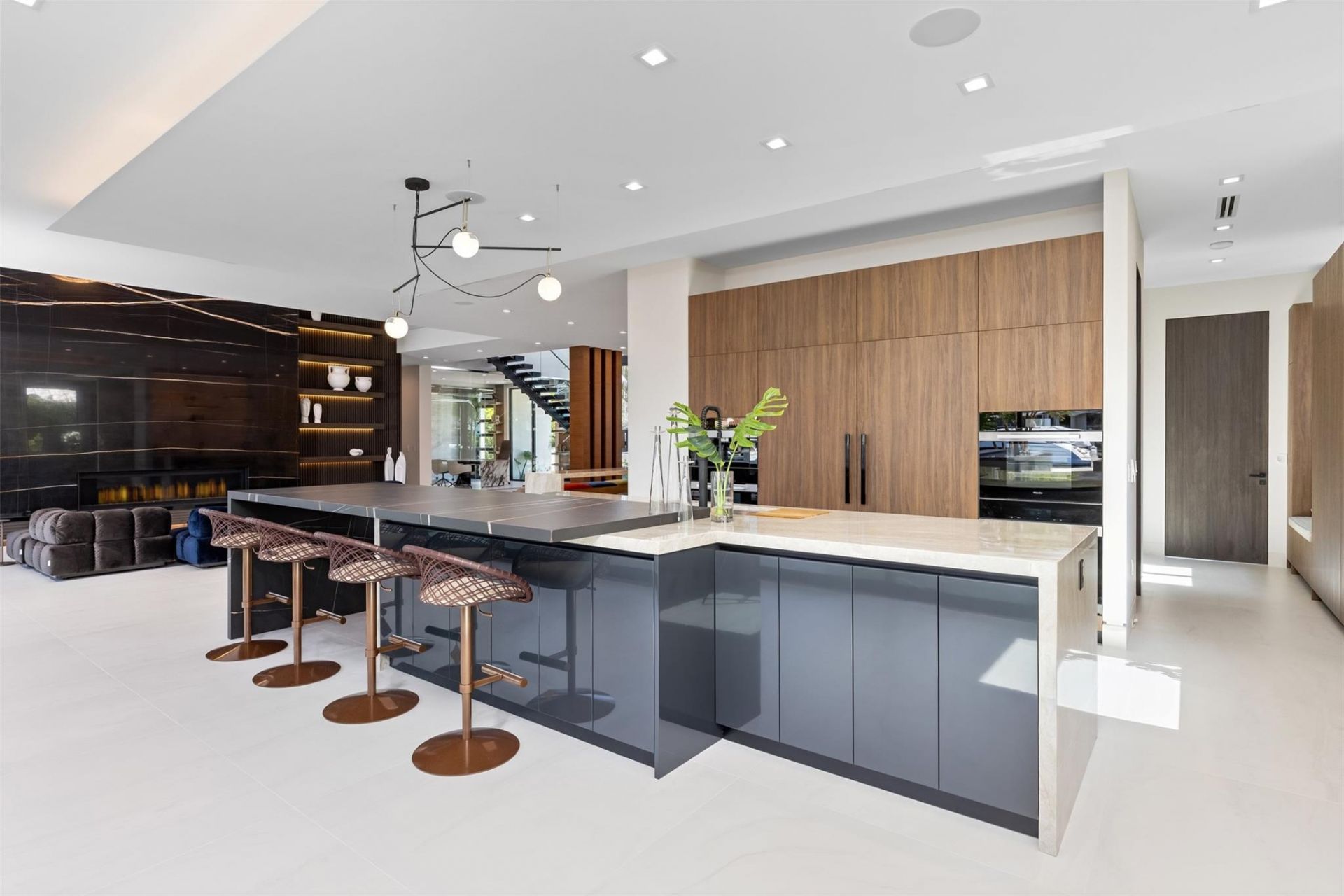 2733 NE 16th Street, Fort Lauderdale, FL 33304 Photo