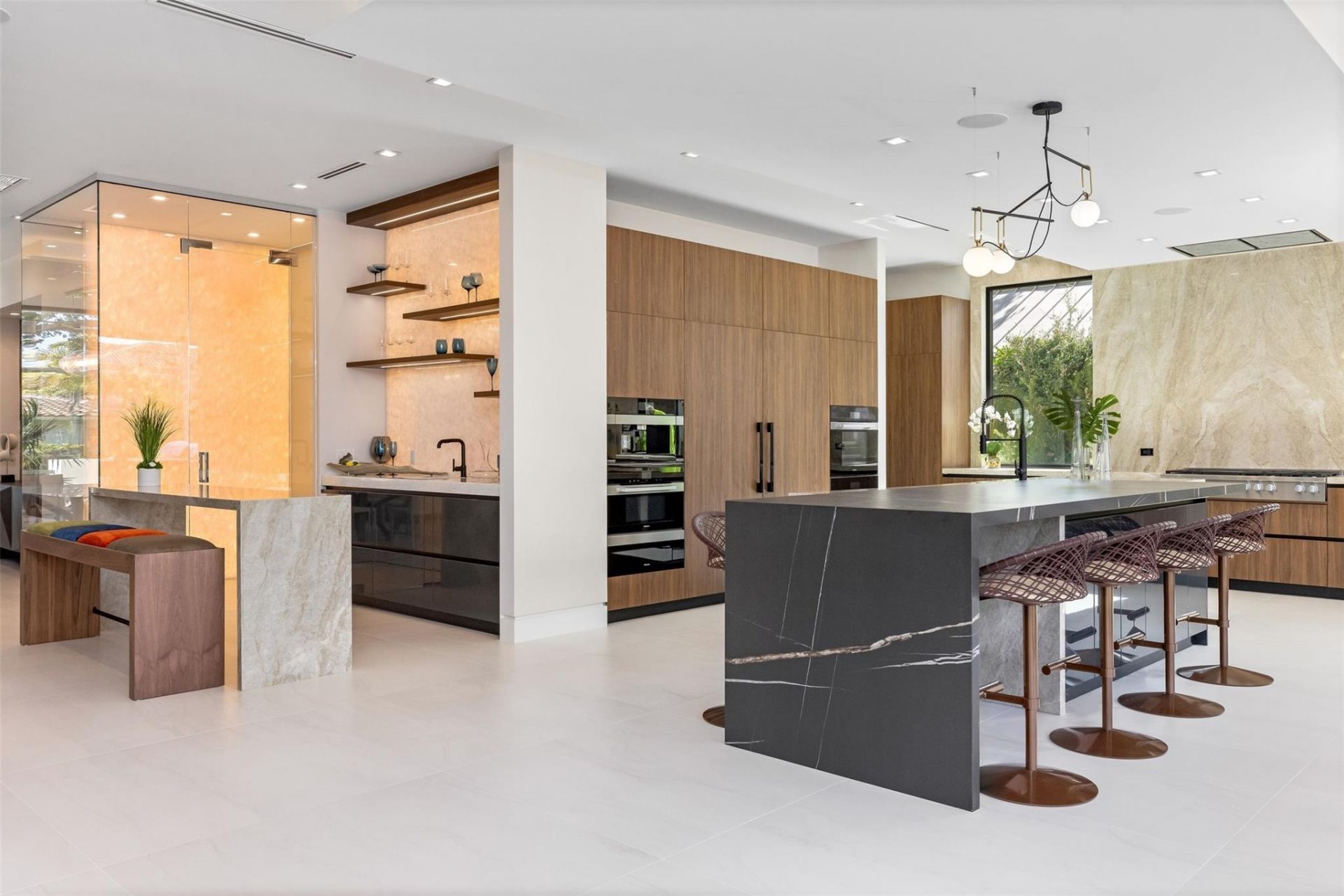 2733 NE 16th Street, Fort Lauderdale, FL 33304 Photo