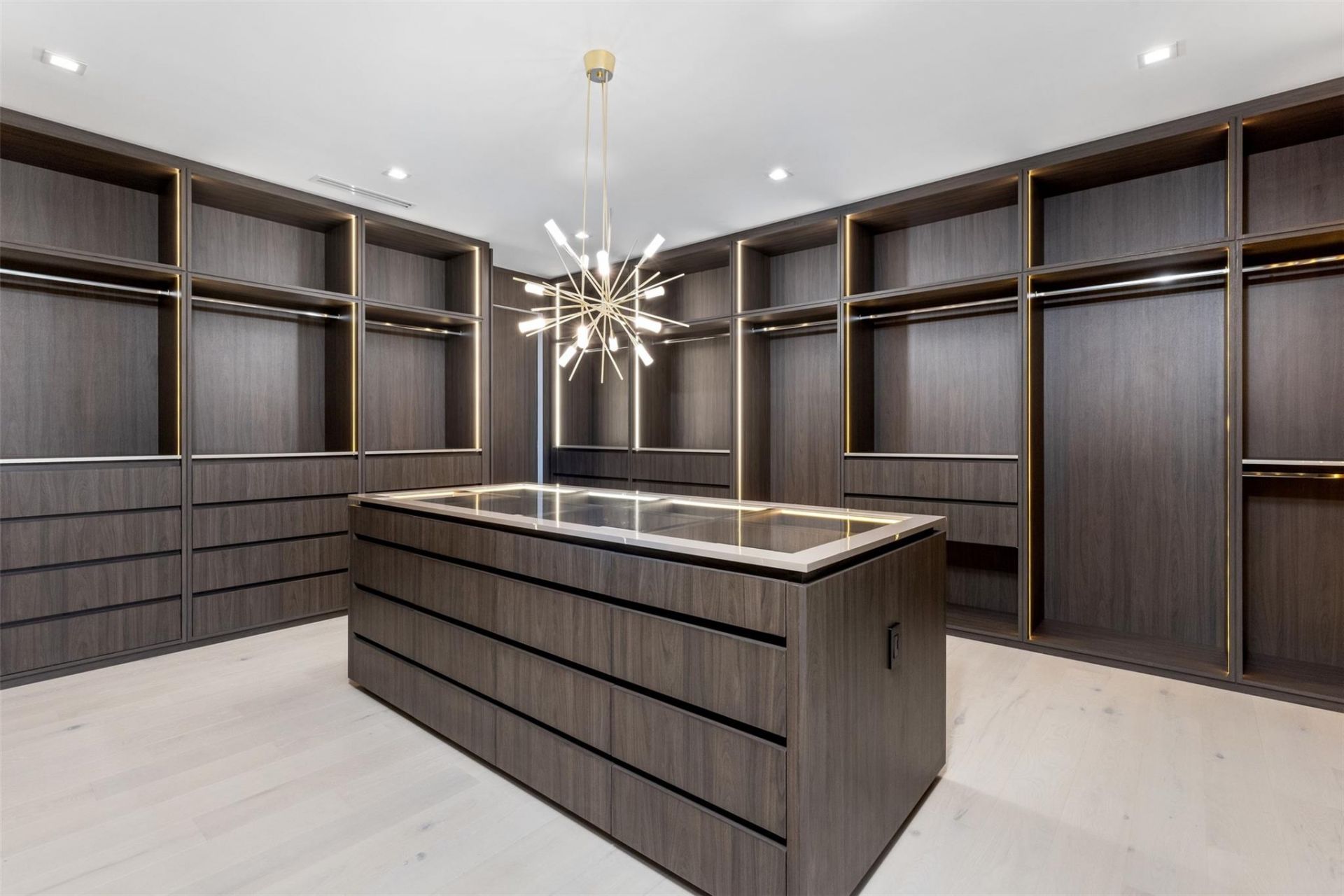 2733 NE 16th Street, Fort Lauderdale, FL 33304 Photo