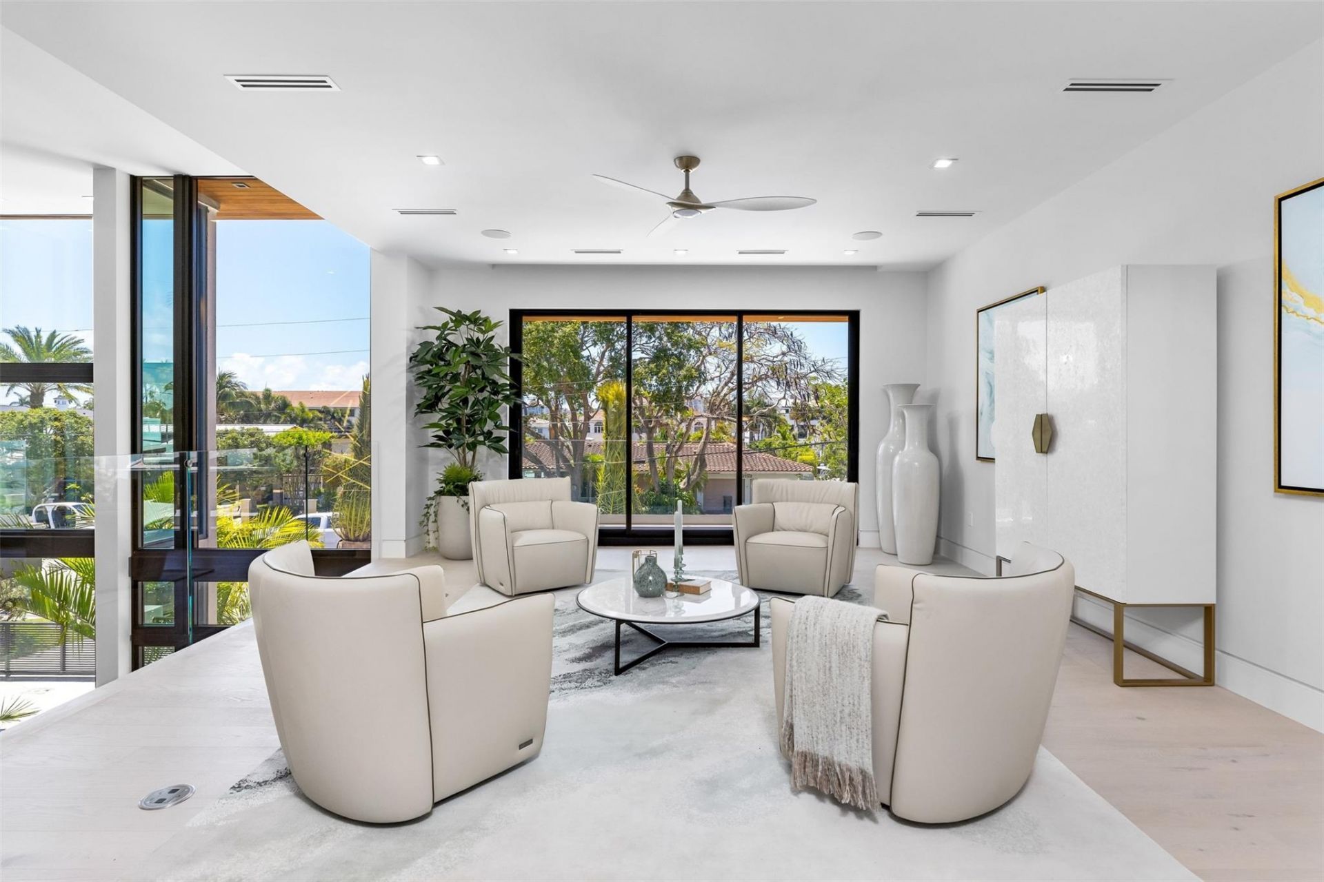 2733 NE 16th Street, Fort Lauderdale, FL 33304 Photo