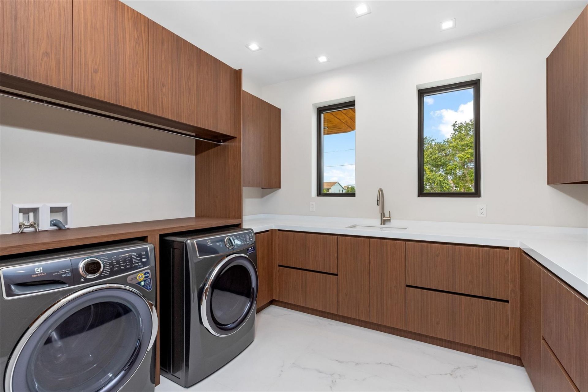 2733 NE 16th Street, Fort Lauderdale, FL 33304 Photo