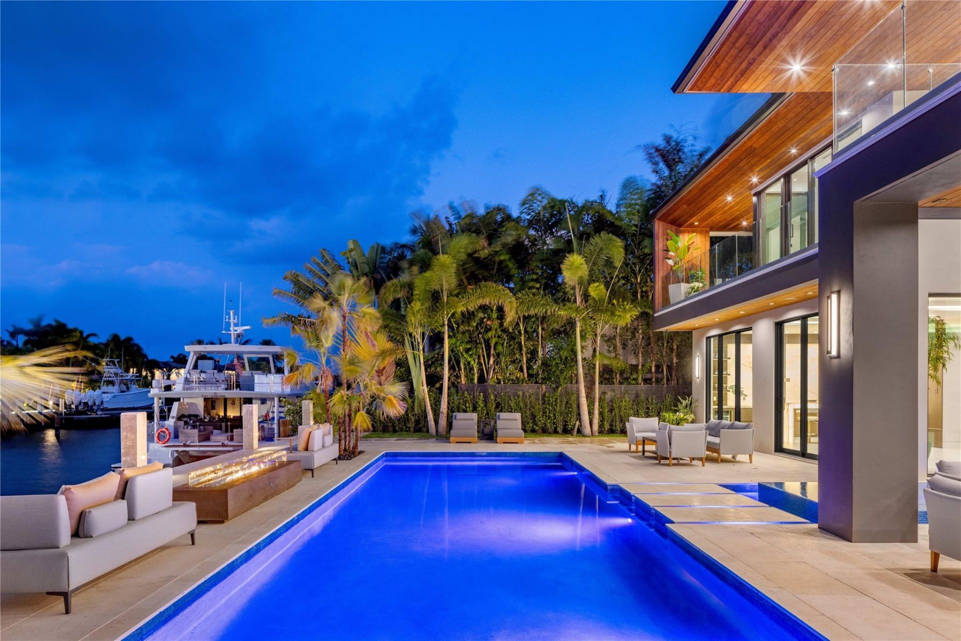 2733 NE 16th Street, Fort Lauderdale, FL 33304 Photo