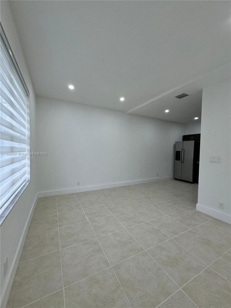 16820 SW 1st Mnr, Pembroke Pines, FL 33027 Photo