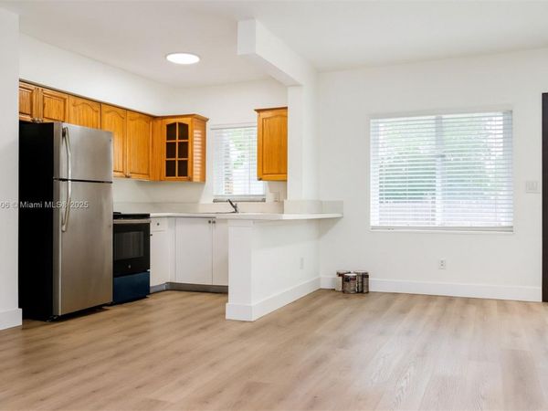 785 NW 96th St, Unit 785, Miami, FL 33150