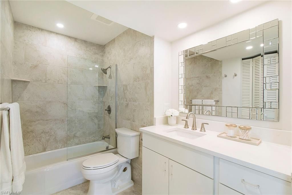 2011 Gulf Shore Blvd N, Unit 56, Naples, FL 34102 Photo