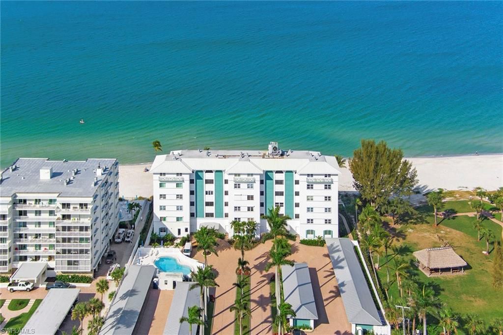 2011 Gulf Shore Blvd N, Unit 56, Naples, FL 34102 Photo