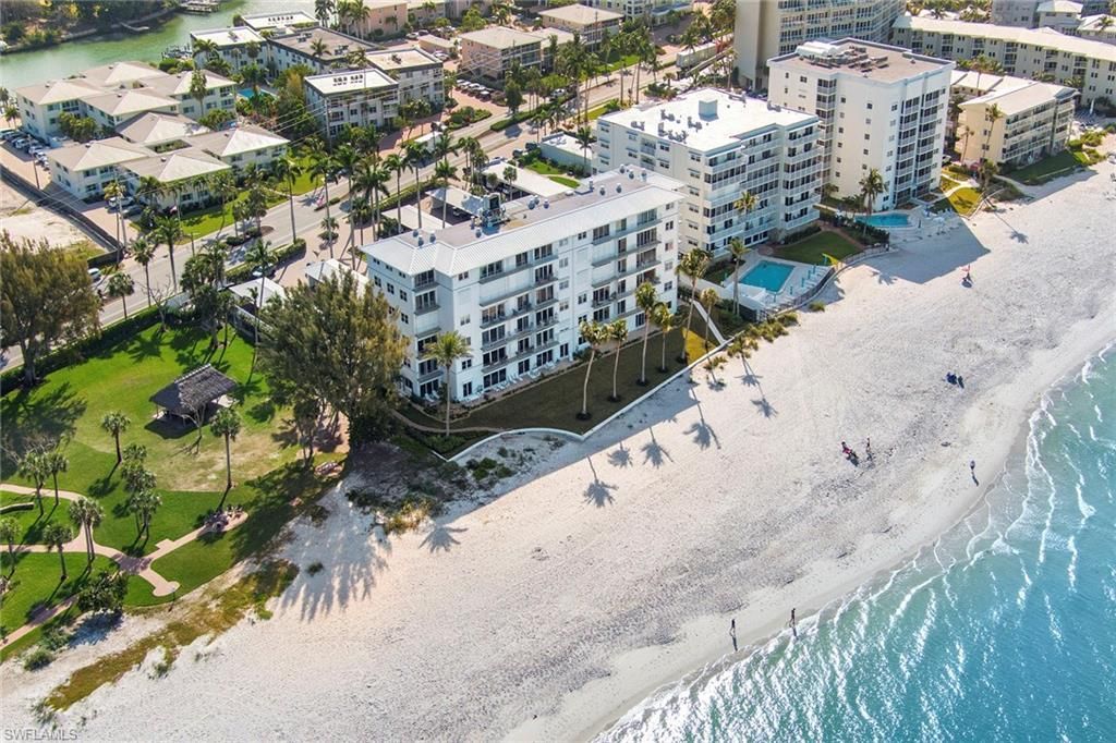 2011 Gulf Shore Blvd N, Unit 56, Naples, FL 34102 Photo