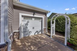 817 Derbyshire Ct. photo 4