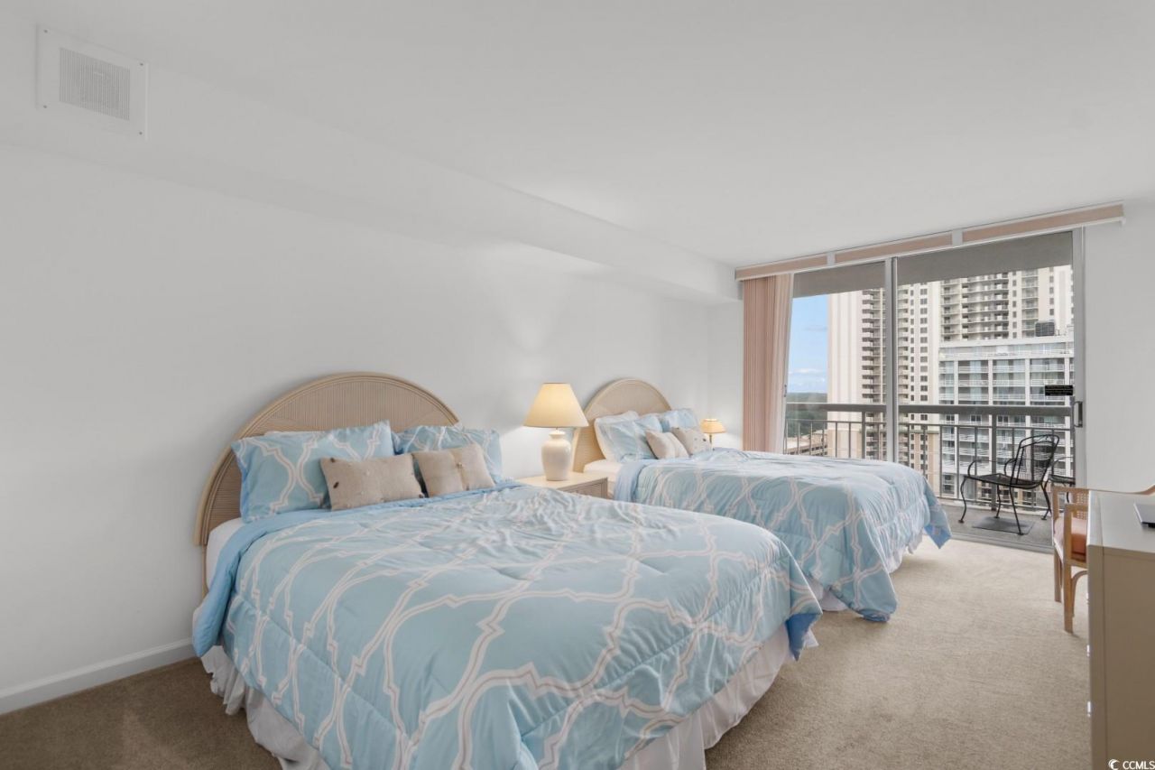 9820 Queensway Blvd. Photo 16