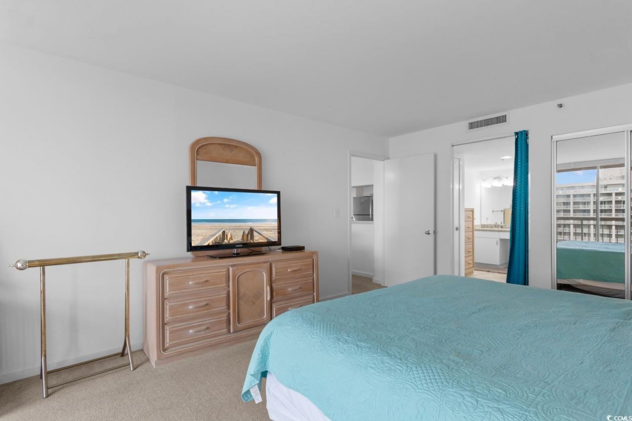 9820 Queensway Blvd. Photo 22