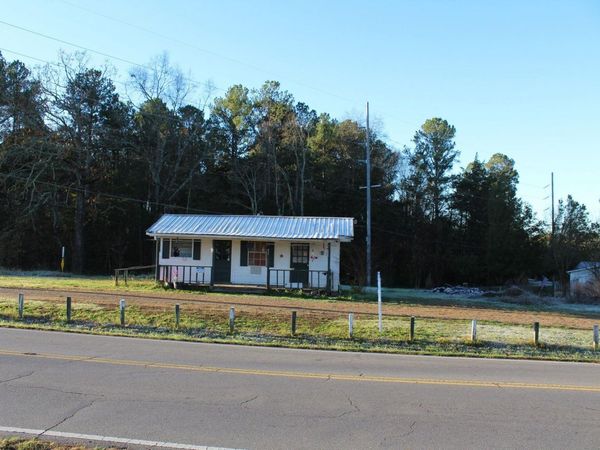 2537 Harrison Pike, Cleveland, TN 37311