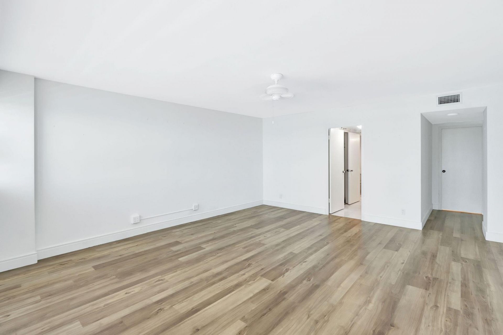 2000 S Ocean Drive, Unit 510, Fort Lauderdale, FL 33316 Photo