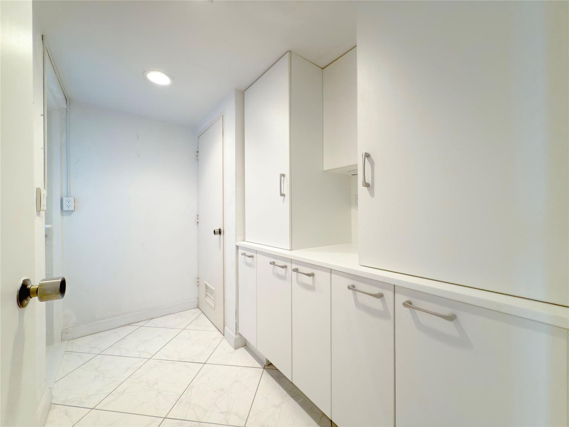 2000 S Ocean Drive, Unit 510, Fort Lauderdale, FL 33316 Photo