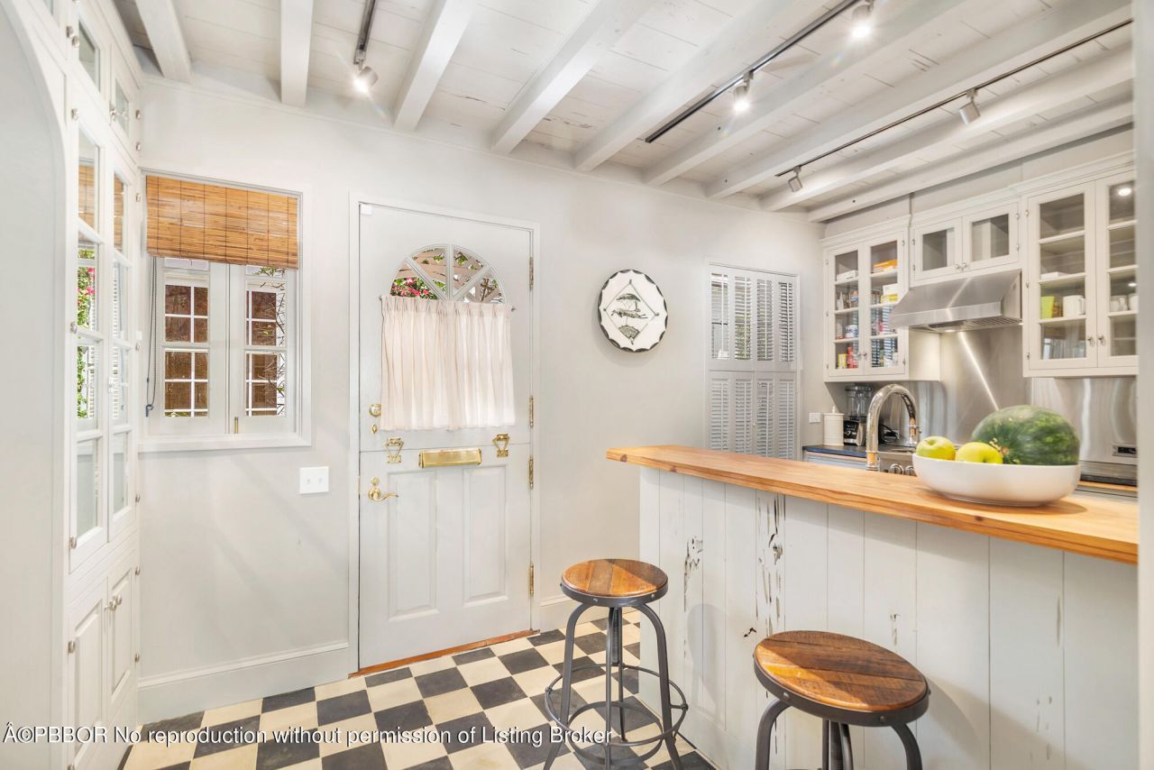 417 Peruvian Avenue, Unit 1, Palm Beach, FL 33480 Photo