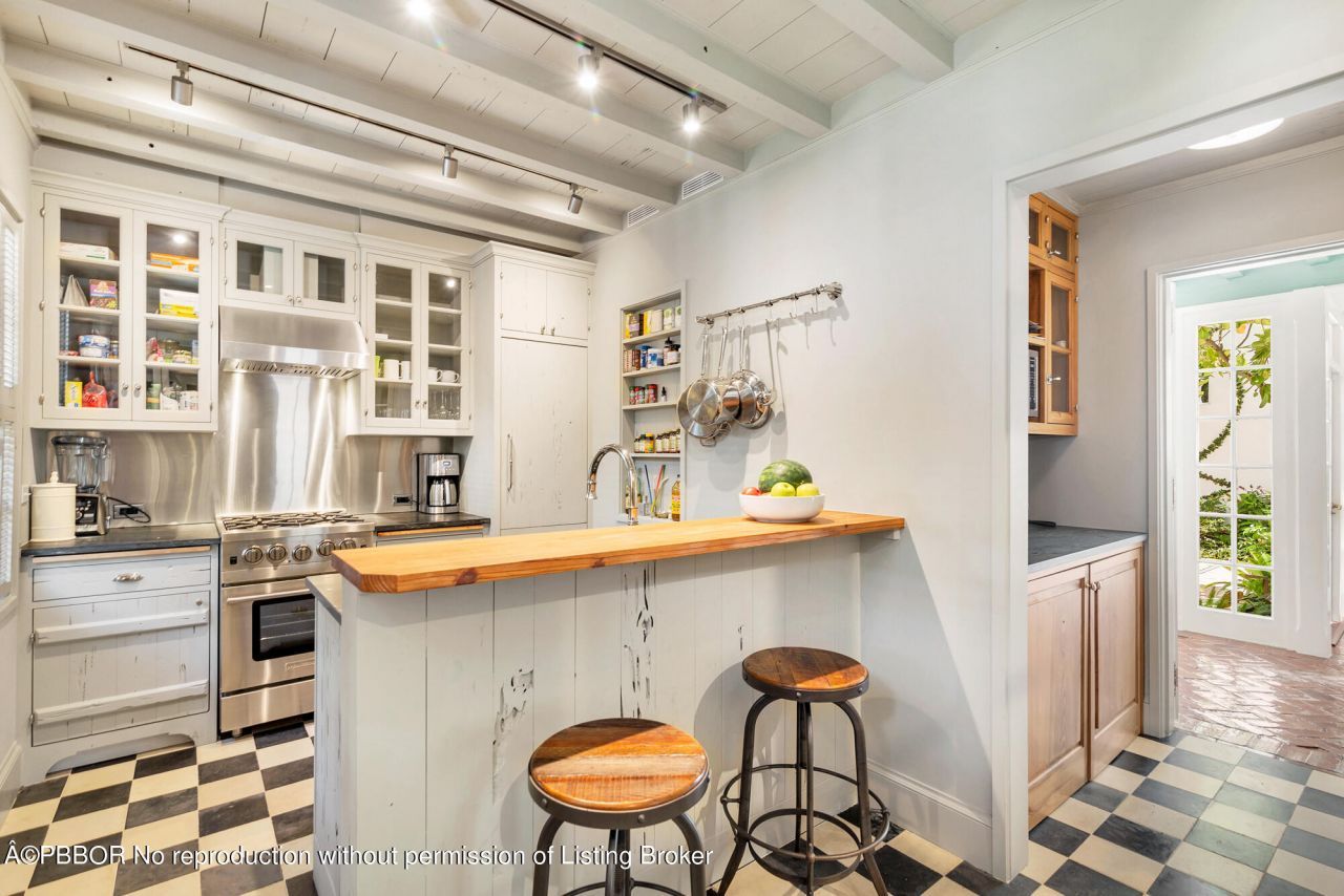 417 Peruvian Avenue, Unit 1, Palm Beach, FL 33480 Photo