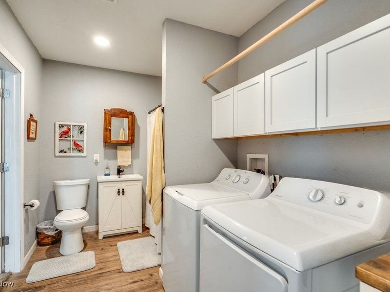 16726 Oakwood Drive, Lake Milton, OH 44429 Photo 20