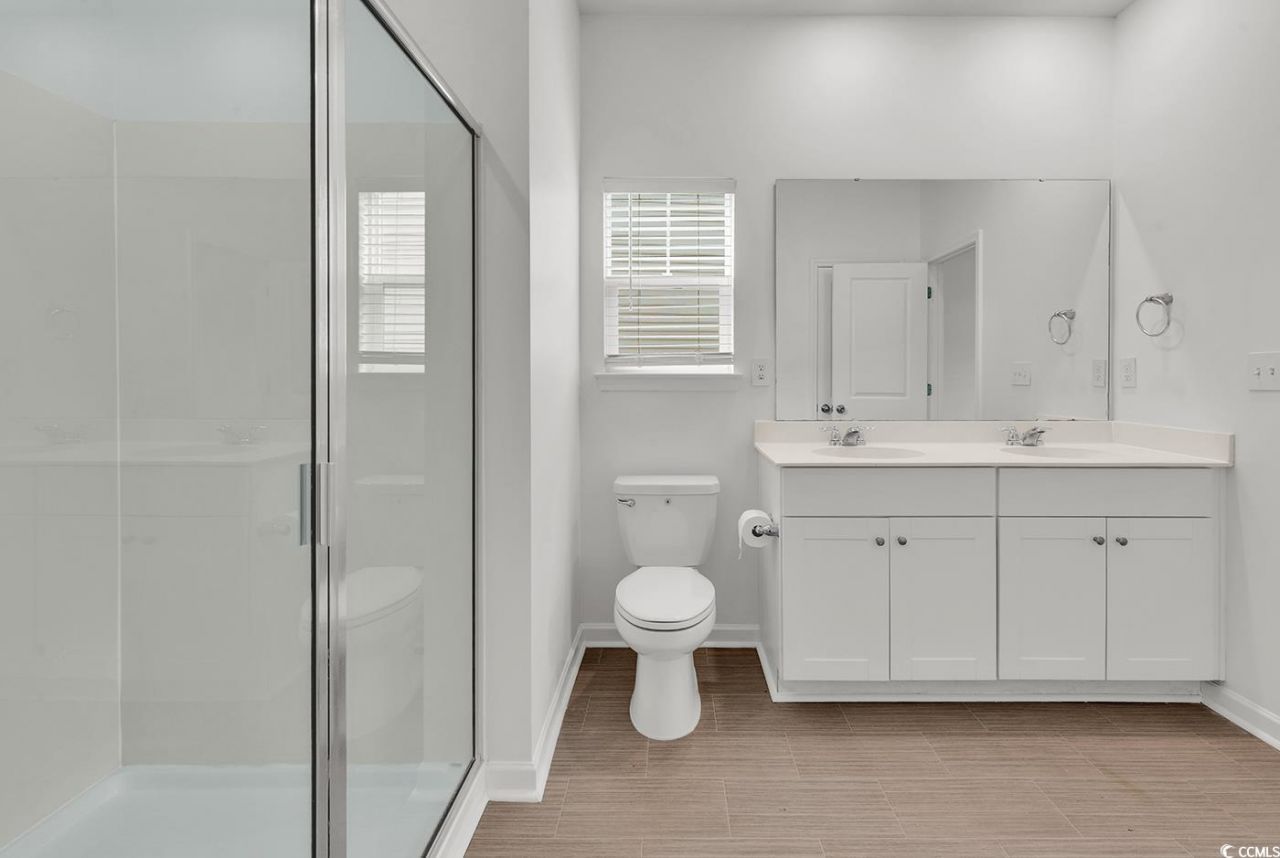 208 Craigflower Ct. Photo 20