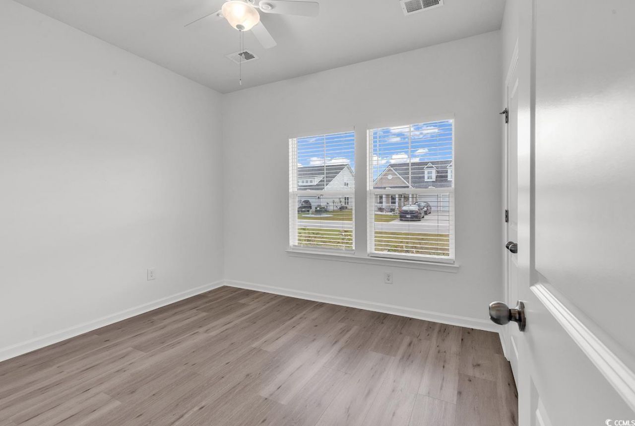 208 Craigflower Ct. Photo 23