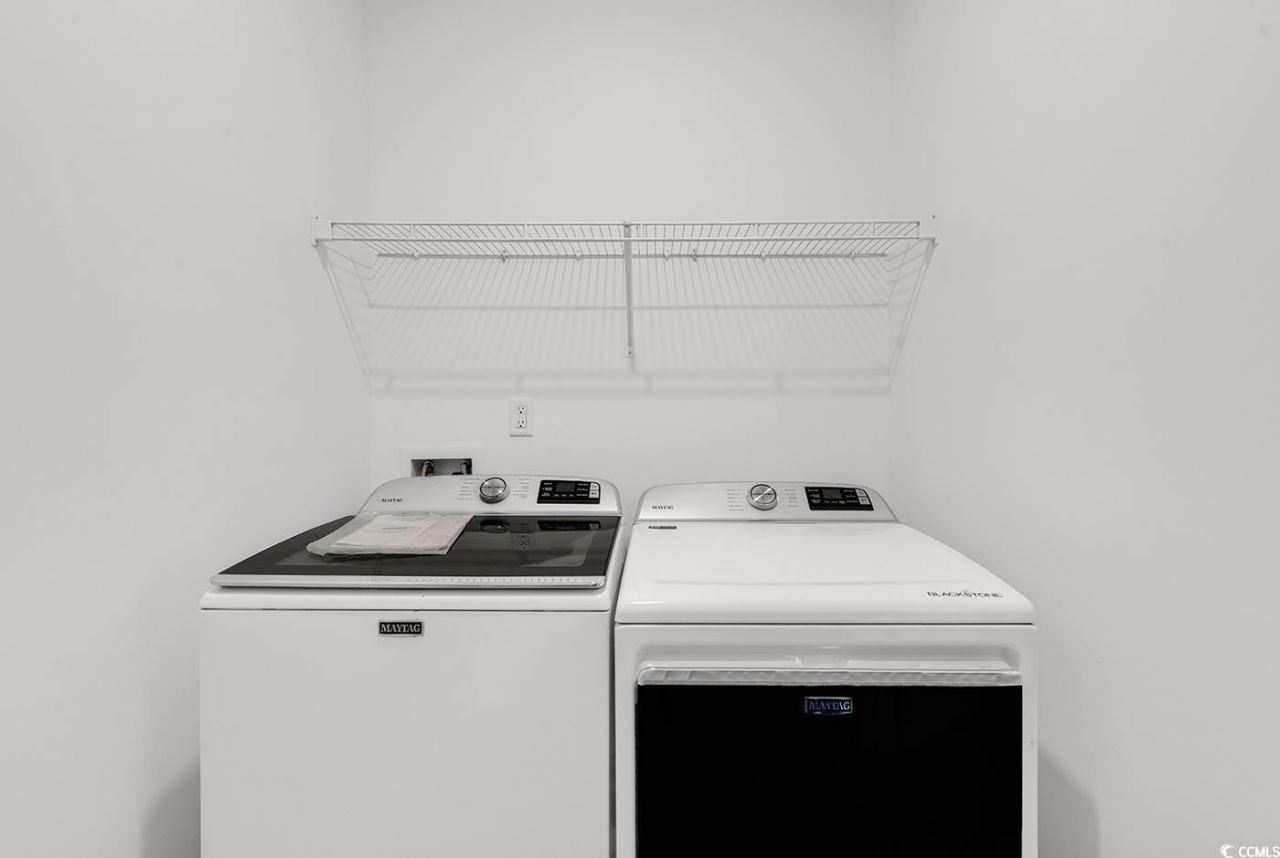 208 Craigflower Ct. Photo 29