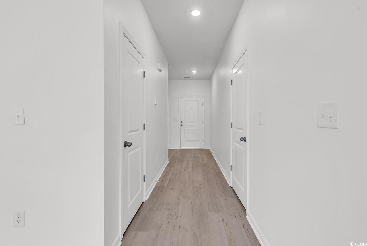 208 Craigflower Ct. Photo 30