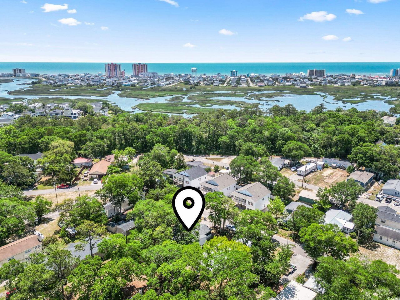 2425 Park St. Photo 5