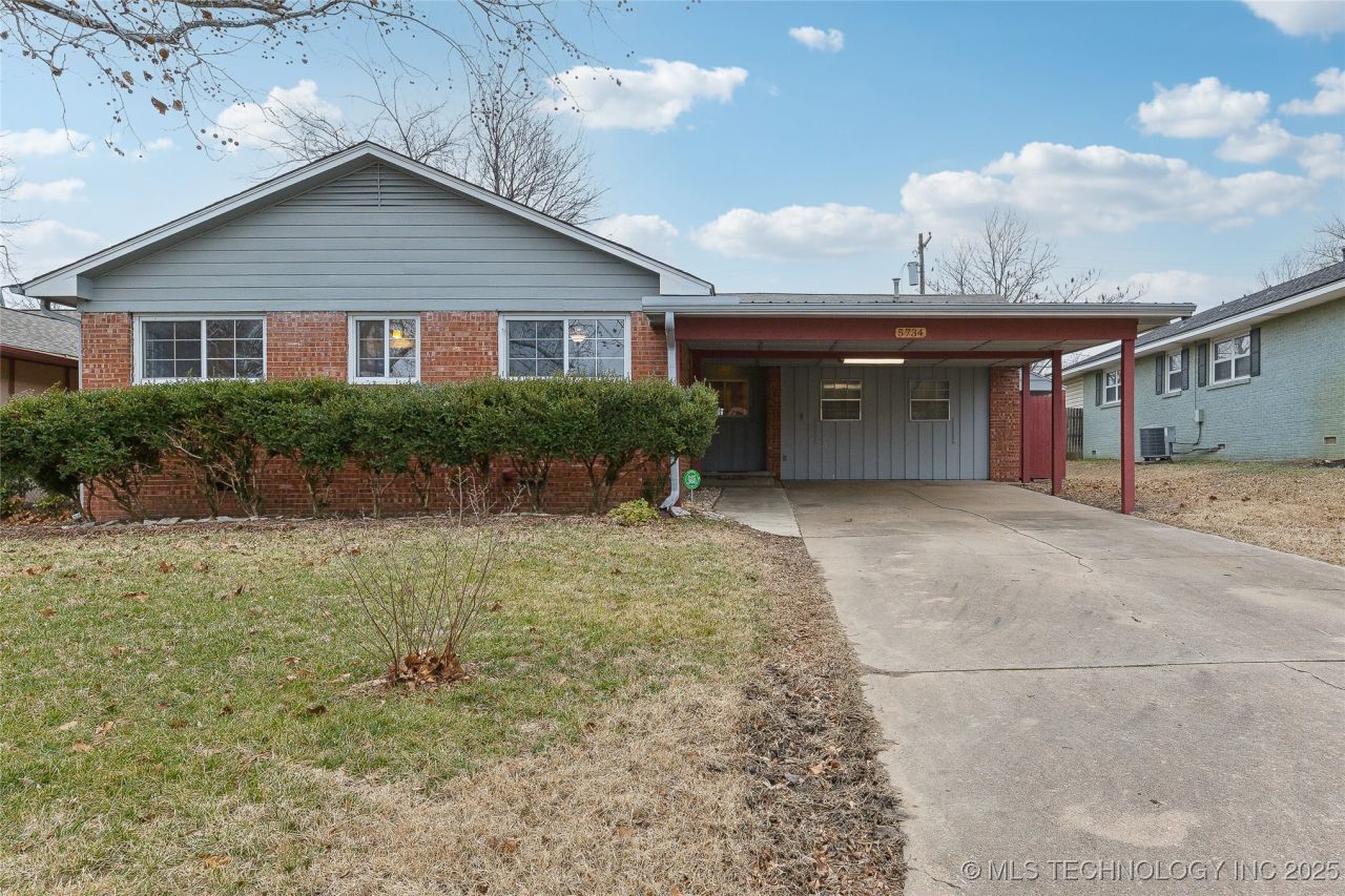 5734 E 24th Place, Tulsa, OK 74114 Main Photo