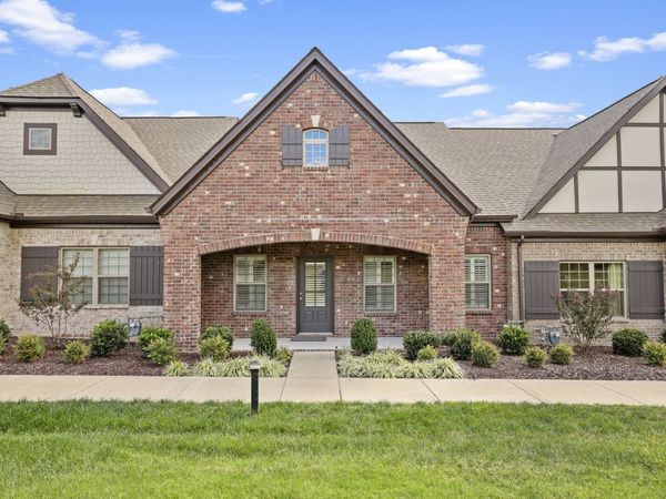 322 Madeira Pl, Gallatin, TN 37066