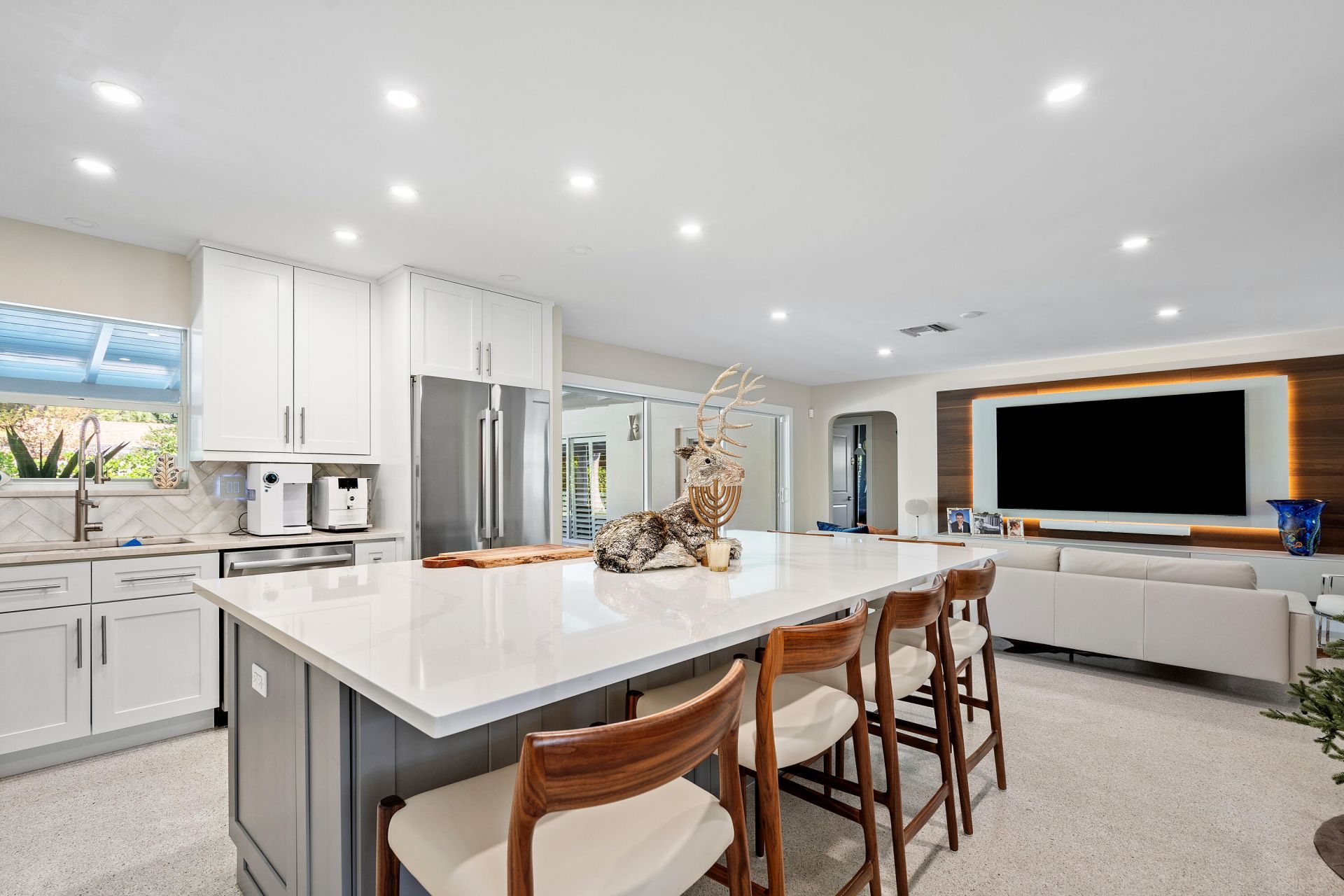 911 SW 27th Terrace, Boynton Beach, FL 33435 Photo