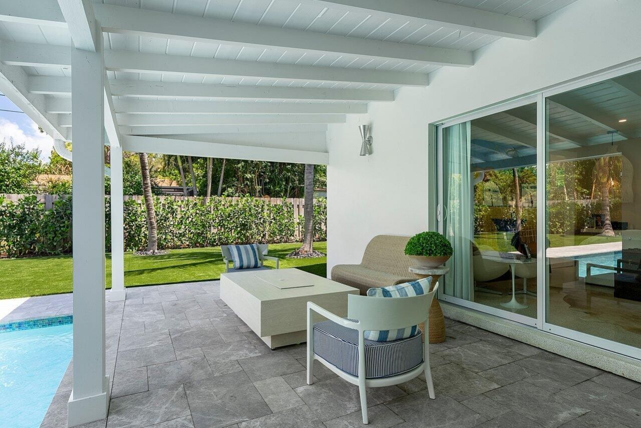 911 SW 27th Terrace, Boynton Beach, FL 33435 Photo