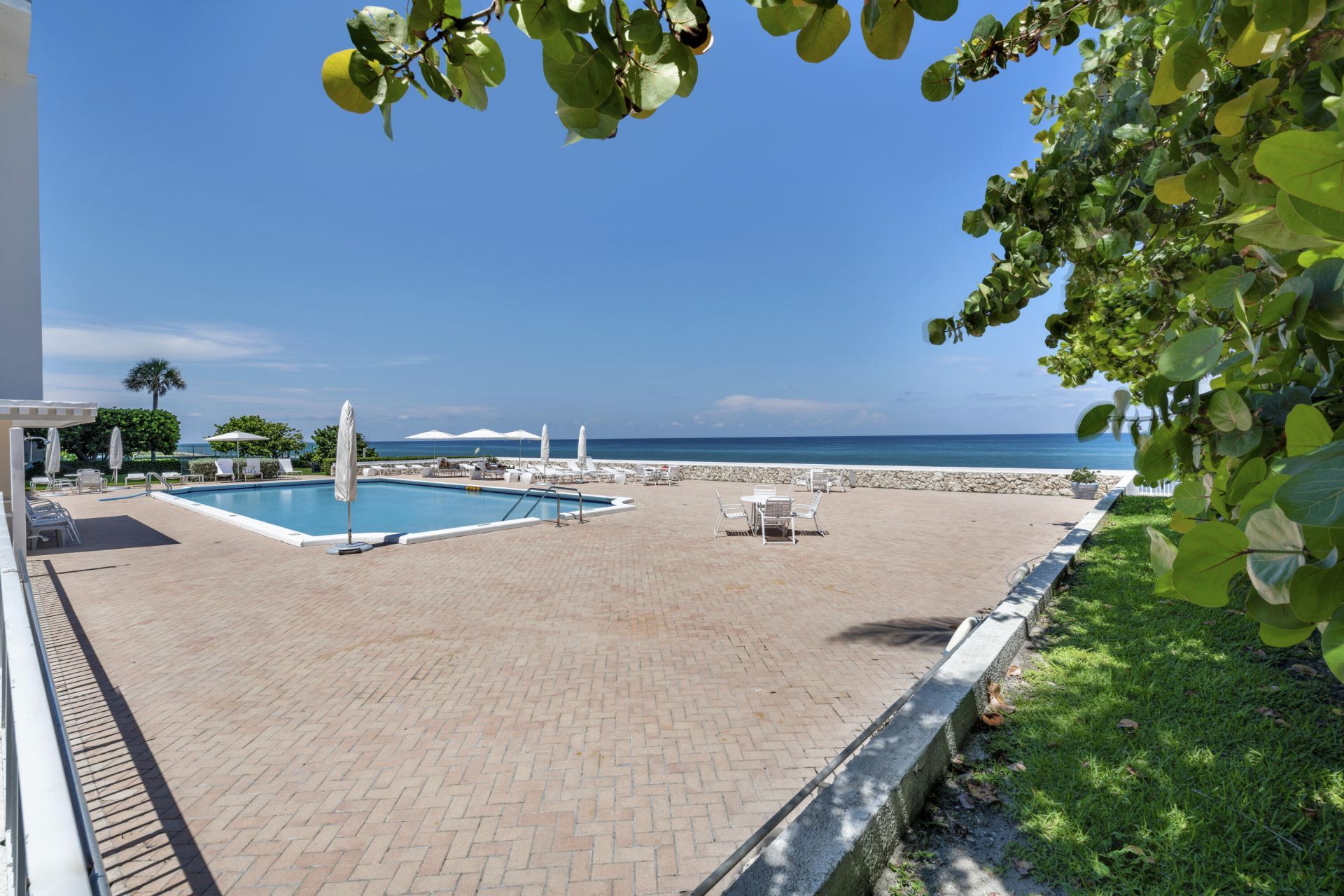 2295 S Ocean Boulevard, Unit 617, Palm Beach, FL 33480 Photo