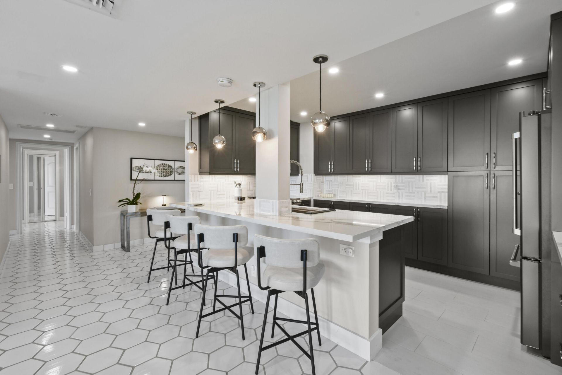 2295 S Ocean Boulevard, Unit 617, Palm Beach, FL 33480 Photo