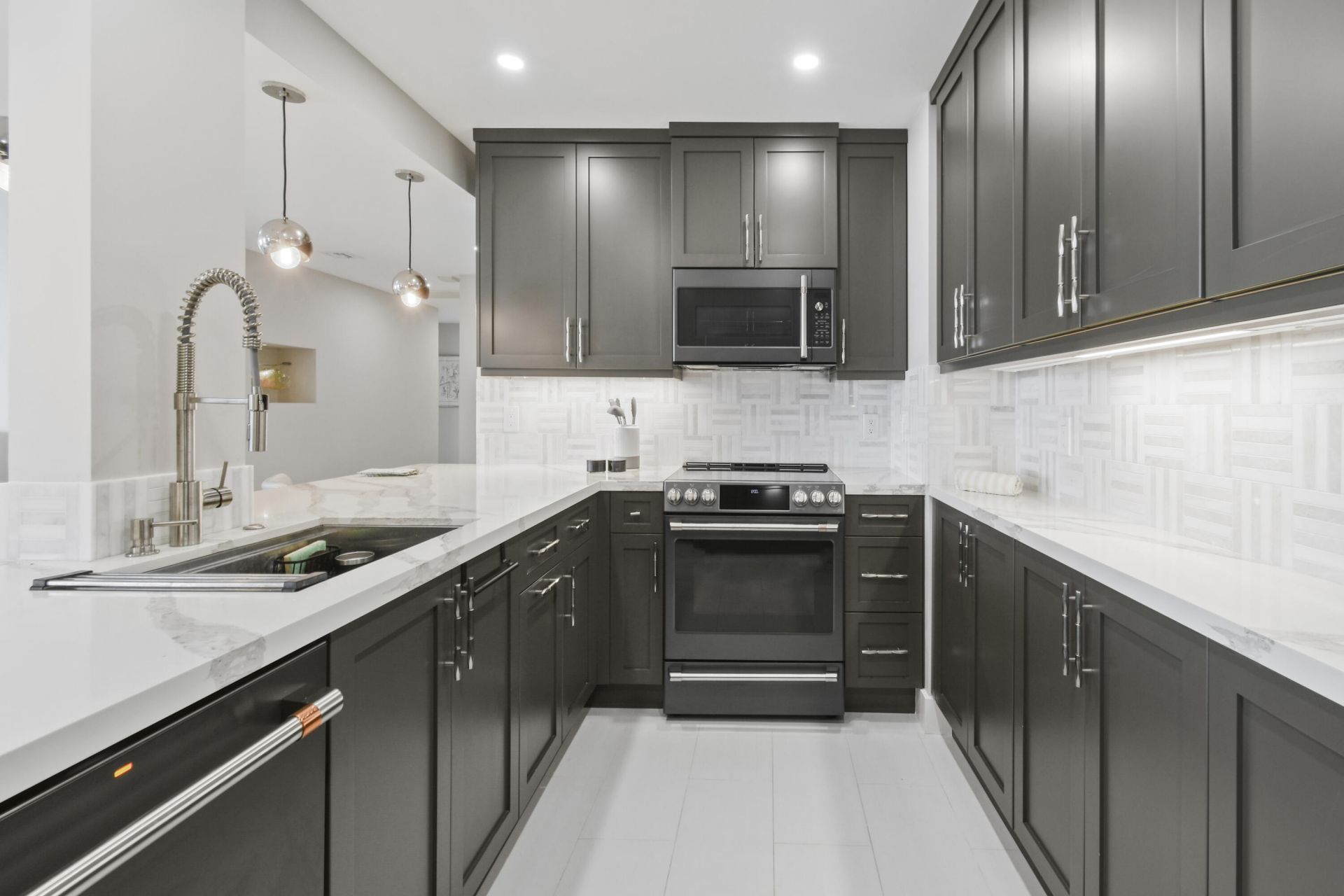 2295 S Ocean Boulevard, Unit 617, Palm Beach, FL 33480 Photo