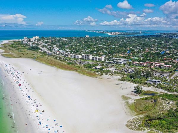 925 BEACH ROAD, Unit 112, SIESTA KEY, FL 34242