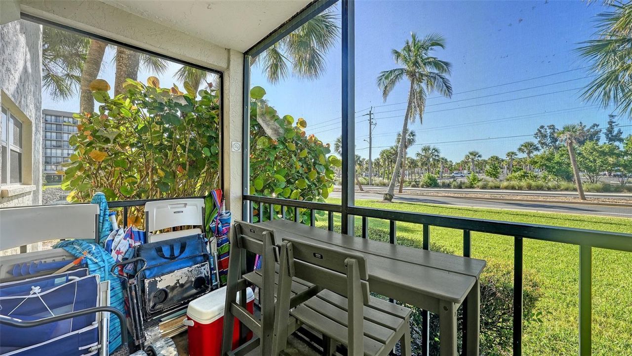 925 Beach Road, Unit 112, Siesta Key, FL 34242 Photo