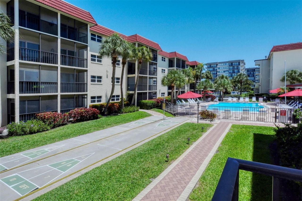 925 Beach Road, Unit 112, Siesta Key, FL 34242 Photo