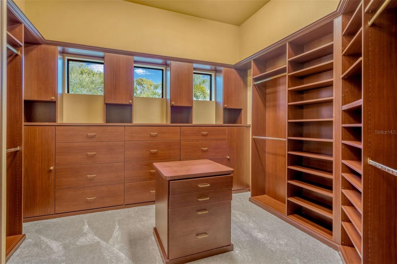 1079 Ashland Avenue, Tarpon Springs, FL 34689 Photo