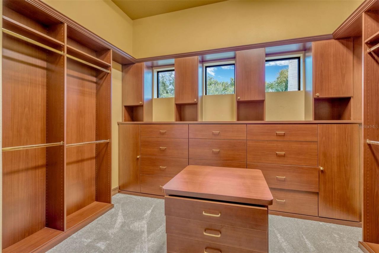 1079 Ashland Avenue, Tarpon Springs, FL 34689 Photo