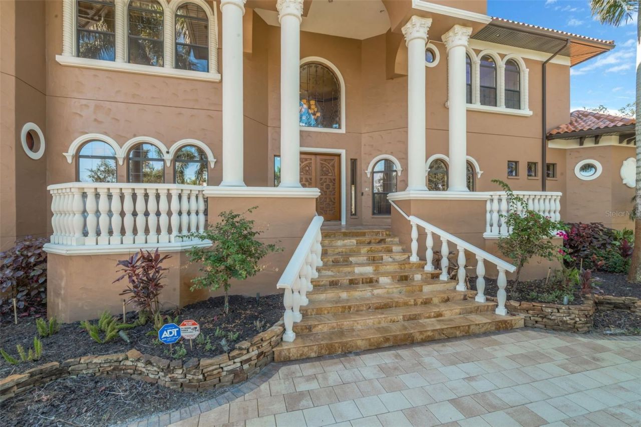 1079 Ashland Avenue, Tarpon Springs, FL 34689 Photo