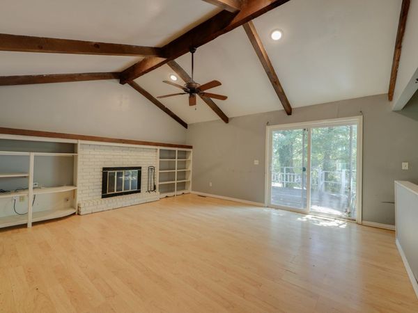 1307 W 16th Street, Grove, OK 74344