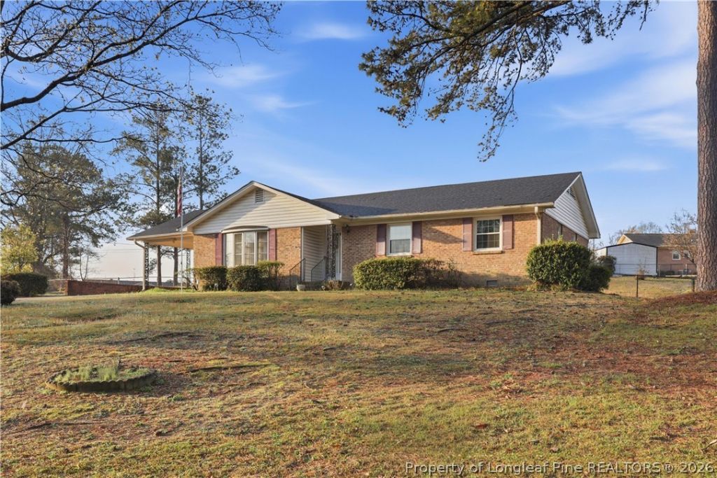 703 Roundtree Drive, Fayetteville, NC 28303 Main Photo